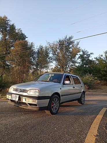 mazda 2004: Volkswagen Golf: 1993 г., 1.8 л, Механика, Бензин, Хэтчбэк — 5