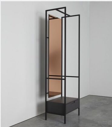 галошница в прихожую: Minimalist giriş üçün paltar asqısı və güzgü sistemi - Material: mat