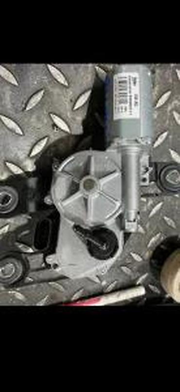 mb quart 250: AUDI A3 2026 MOTOR ZADNJEG BRISACA 8V0955711 | Audi vw delovi zemun — 1