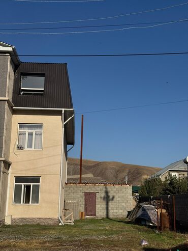 недостроенные дома в бишкеке: 1 комната, 35 м², Индивидуалка, 3 этаж, ПСО (под самоотделку)