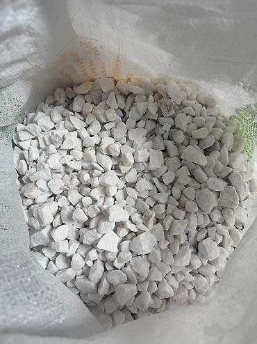 Мраморная крошка: Мраморная крошка, Белый, Ландшафтная, В тоннах — 22