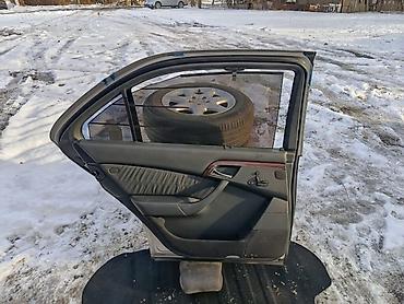 Двери и комплектующие: Дверь Передняя правая Mercedes-Benz — 10