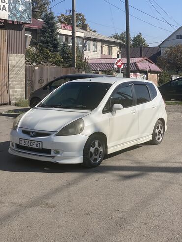 honda fit rs: Honda Fit: 2002 г., 1.3 л, Вариатор, Бензин, Хэтчбэк