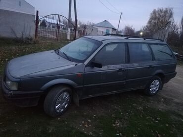 Volkswagen: Volkswagen Passat: 1989 г., 1.8 л, Механика, Бензин, Универсал