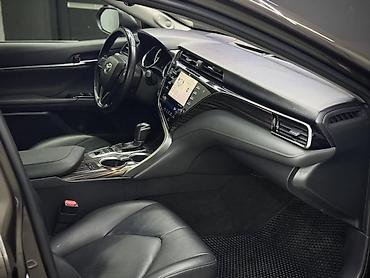 Toyota: Toyota Camry: 2020 г., 2.5 л, Автомат, Гибрид, Седан — 8