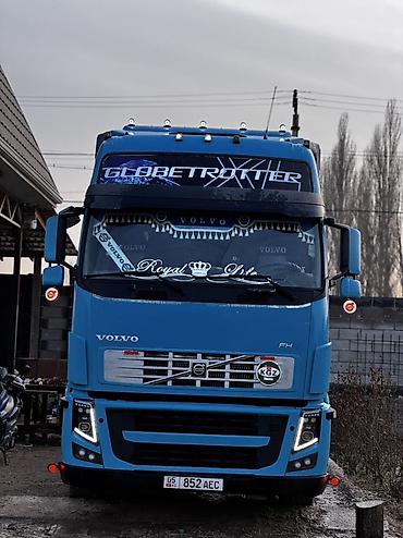 вольво тягач: Тягач, Volvo, 2002 г., Тентованный — 4