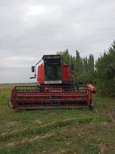 Комбайны: Комбайн зернавой сатылат абалы жакшы заводской вентилятор иштейт