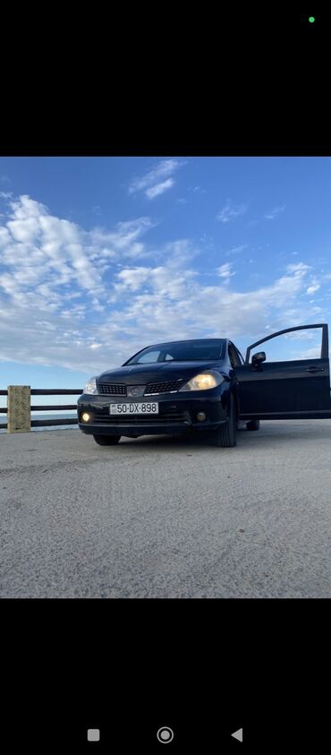 Nissan: Nissan Tiida sedan, qara rəng. - Ban növü: 4 qapılı sedan - Rəng — 10