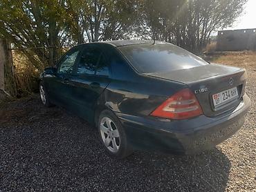 сешка зеленый: Mercedes-Benz C-Class: 2002 г., 2 л, Автомат, Бензин, Седан — 3