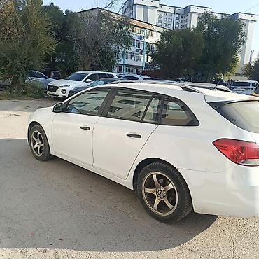 reno stepway: Chevrolet Cruze: 2014 г., 1.6 л, Механика, Бензин, Универсал — 3