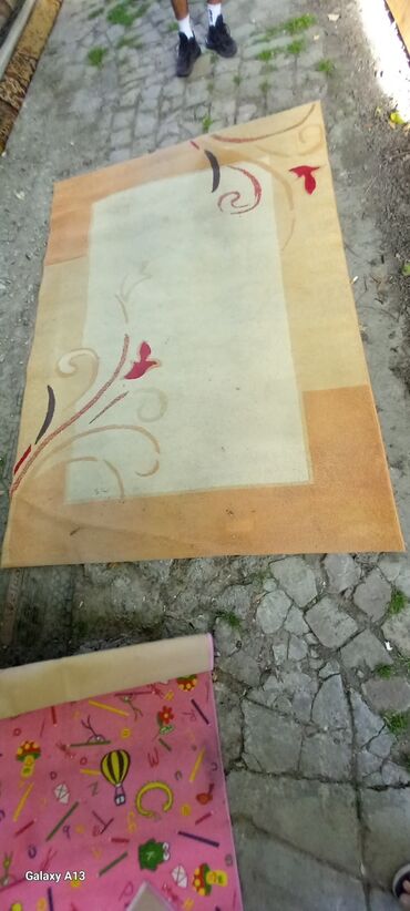 Tepisi i prostirke: Tepisi polovni od 1500din do 4000din i polovan namestaj Zemun za sve — 3