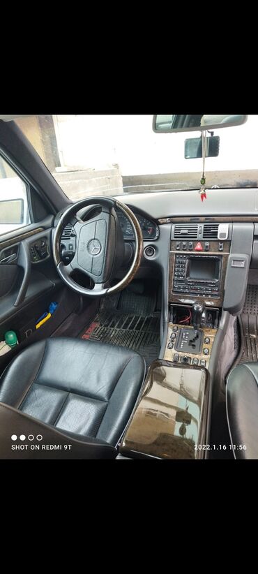 hyundai salon baku: Mercedes Benz W 210 manitoru .Elanı diqqətlə oxuyun . Mən bu