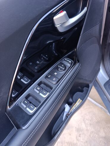 Kia: Kia Niro: 2021 г., 1.6 л, Вариатор, Гибрид — 9