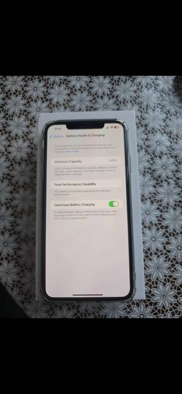 Apple iPhone: IPhone Xs Max, 256 GB, Gümüşü