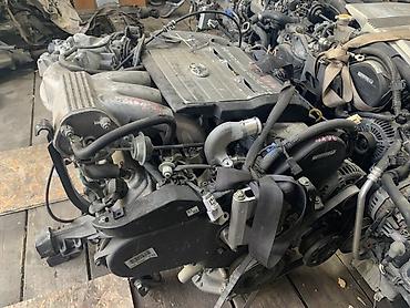 Детали двигателя и моторы в сборе: Двигатель Toyota V6 3.0 (надпись на крышке: “V6 3000 FOUR CAM 24”) — 3