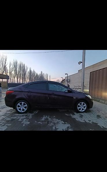 хорда акорд: Hyundai Solaris: 2011 г., 1.6 л, Механика, Бензин, Седан — 10