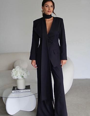 Kompleti: 🔥Ženski elegantni komplet – sako i široke pantalone
✅3600 din — 19