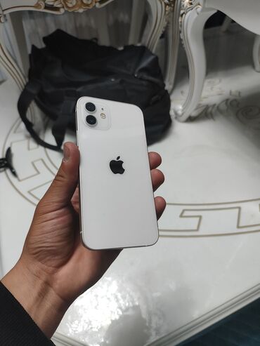Apple iPhone: IPhone 12, Б/у, 64 ГБ, 77 %