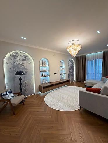 3 комнаты, 100 м², Юг-2 мкр Элитка, 12 этаж, Дизайнерский ремонт
