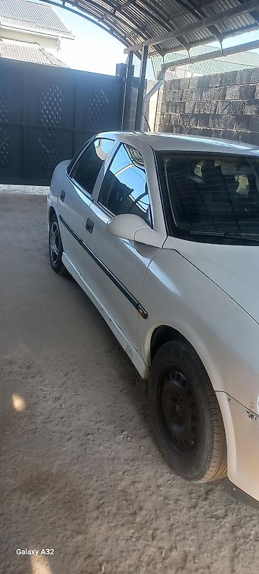 new beetle: Opel Vectra: 2001 г., Автомат, Бензин, Седан — 3