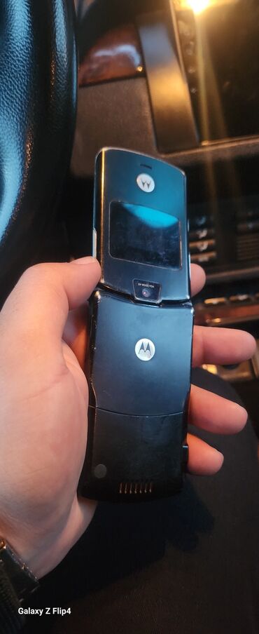 motorola б у: Motorola Moto Z3, цвет - Черный, Кнопочный