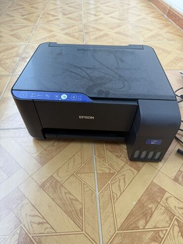 Printerlər: Epson çoxfunksiyalı printer (ink‑tank sistemi) Xüsusiyyətlər: - Çap