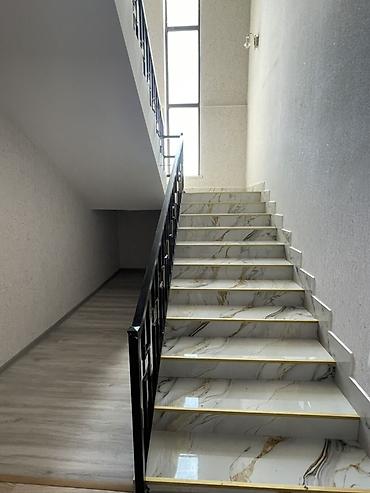 Həyət evləri və villaların satışı: 7 otaqlı, 280 kv. m — 8