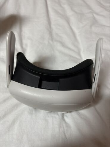 Video oyunlar üçün aksesuarlar: Meta Quest 3 VR başlığı və kontrollerlər - All‑in‑one VR sistemi: PC — 6