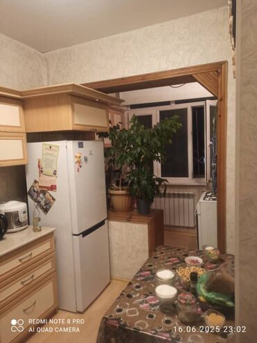 продаю 2х ком кв бишкеке без ремонта токтогул ткрусбекова: 2 комнаты, 52 м², 106 серия, 9 этаж, Косметический ремонт