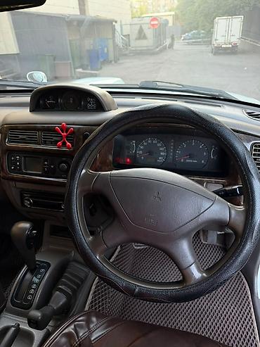 спортивные: Mitsubishi Pajero Sport: 1997 г., Внедорожник — 9