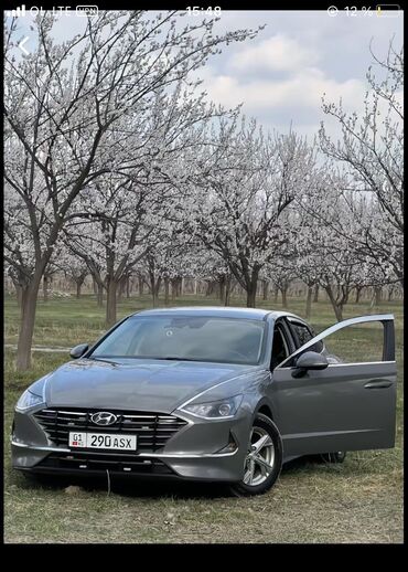 Легковой транспорт: Сдаю в аренду: Легковое авто, Под такси