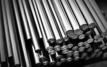 paslanmaz polad: Dairə titan VT1-0; BT20; VT3-1. D= 2,6-260 mm L= 0,05-4 m, döymə;