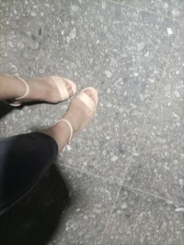 Sandale: Sandale, 37 — 10