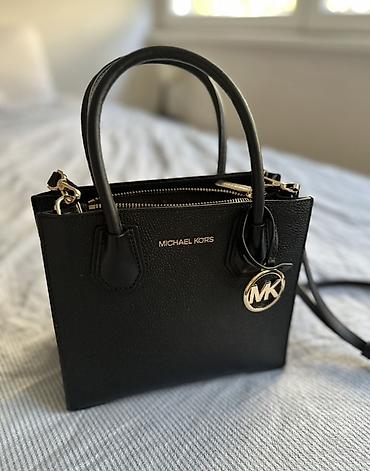 krst iz jerusalima: Prodajem dve skoro nove (velika nikad nošena) Michael Kors tašne — 2