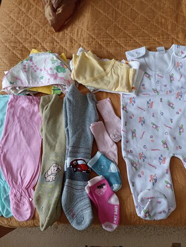 одежды для новорожденных: Комплект, Б/у
