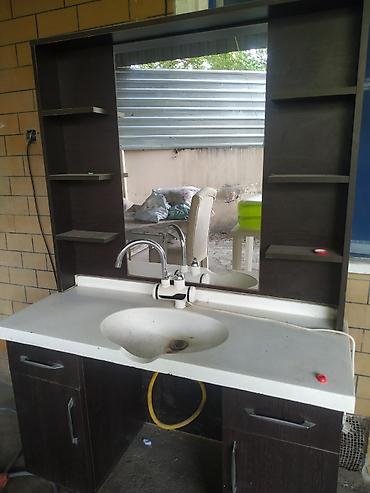 plasmas skaflar: Hamam üçün lavabo dəsti - Material: tünd rəngli MDF/laminat korpus — 1