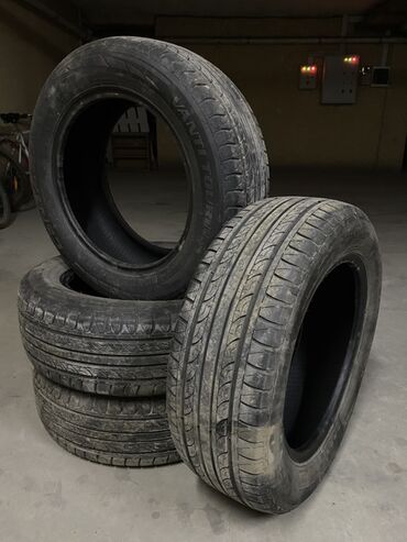 летняя резина 215 60 r16: Продаю комплект летних шин Centara Vanti Touring 215/60 R16. Шины в