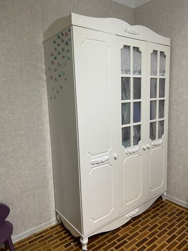 Dolablar: İşlənmiş, Açılan, 3 qapılı Düz dolab, Qarderob, paltar dolabı, Türkiyə — 4