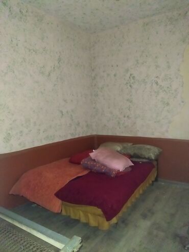 Həyət evləri və villaların satışı: 9 otaq, 200 kv. m, Kredit var, Orta təmir -da lalafo.az — 11 Həyət evləri və villaların satışı: 9 otaq, 200 kv. m, Kredit var, Orta təmir — 11