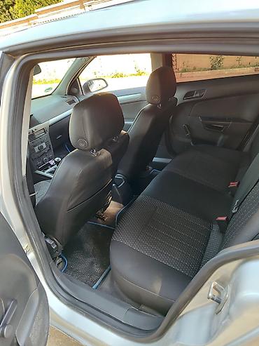 opel sükanı: Opel Astra: 1.3 l | 2006 il 377000 km Hetçbek — 3