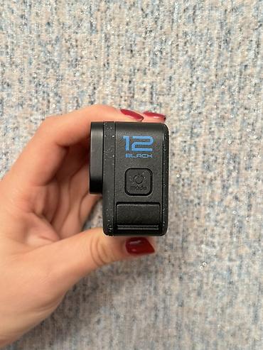 duymə kamera: GoPro HERO12 Black Edition aksion kamerası + aksesuar seti 128 gb — 4