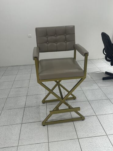 Salon, tibbi kreslolar: Yeni, Saş kəsimi kreslosu