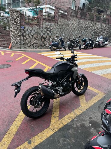 Мотоциклы: Классический мотоцикл Honda, 300 куб. см, Бензин, Взрослый, Б/у
