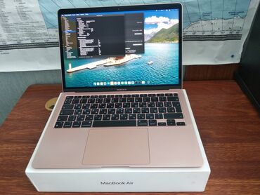 macbook lalafo: Б/у Apple MacBook, 13.3 ", Apple M1, 256 ГБ