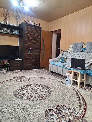 дома киргизия 1: Продаётся уютный дом в районе Карагачёвой рощи Общая площадь 80м² Две — 3