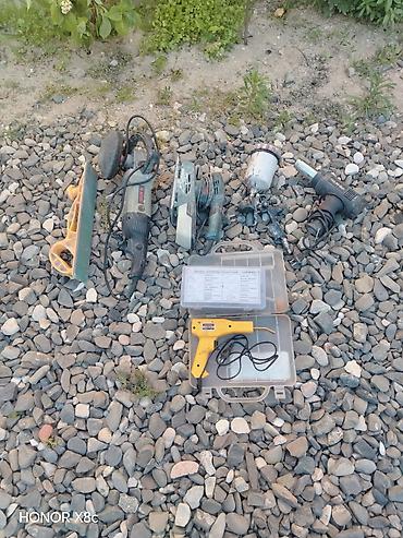 muncuq seti: Universal elektrik alətləri dəsti Tərkib: - Uqləşlifka (köpük diski — 1