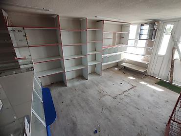 Другое торговое оборудование: Торговое оборудование для магазина (полки) длина 8 метров, высота 2,05 — 8