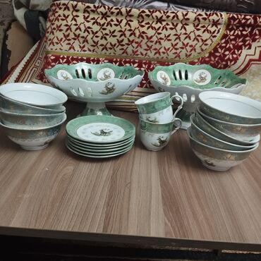 навесные шкафы для кухни бу: Продаю сервиз за 3500 сом