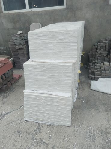 Beton plitələr: Eziz müşderiler daşlar öz seximde hazırlanır özümüzde yere döşüyürüy -da lalafo.az — 17 Beton plitələr: Eziz müşderiler daşlar öz seximde hazırlanır özümüzde yere döşüyürüy — 17