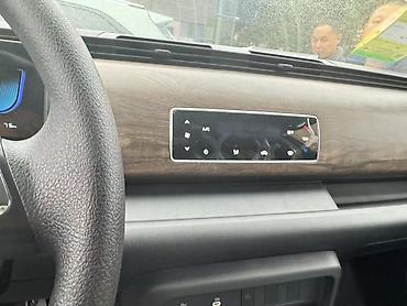 byd e1: Электрический фургон Ruichi EC75 с закрытым грузовым фургоном Год — 4